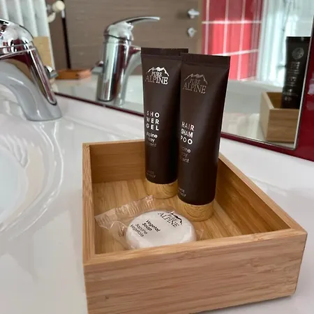 - La Casa Del Maestro *