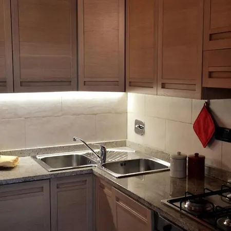 - La Casa Del Maestro